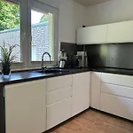 Gemuetliches Familienhaus - Fuehlt Euch Wohl Lägenhet