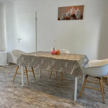 Gemuetliches Familienhaus - Fuehlt Euch Wohl Apartament