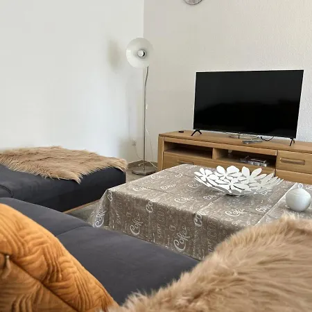 Gemuetliches Familienhaus - Fuehlt Euch Wohl Apartament